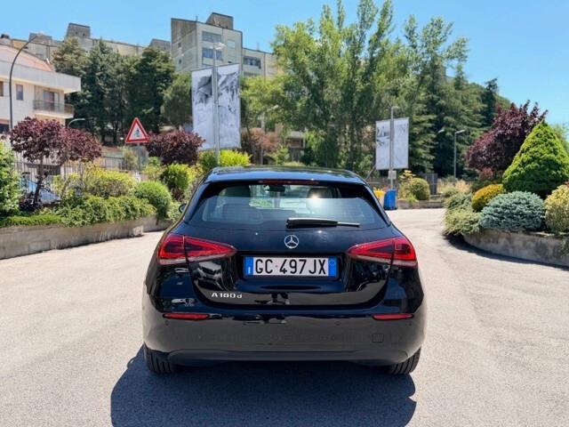 Mercedes-benz A 180 d Automatic Business Extra
