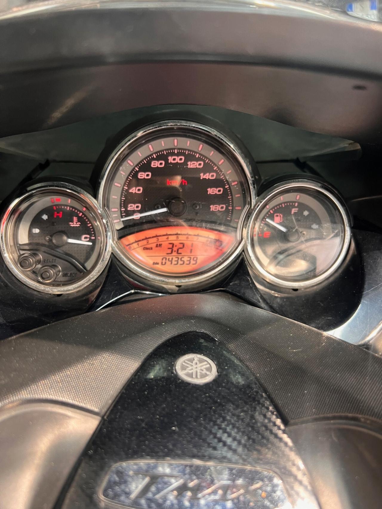Yamaha T Max 500