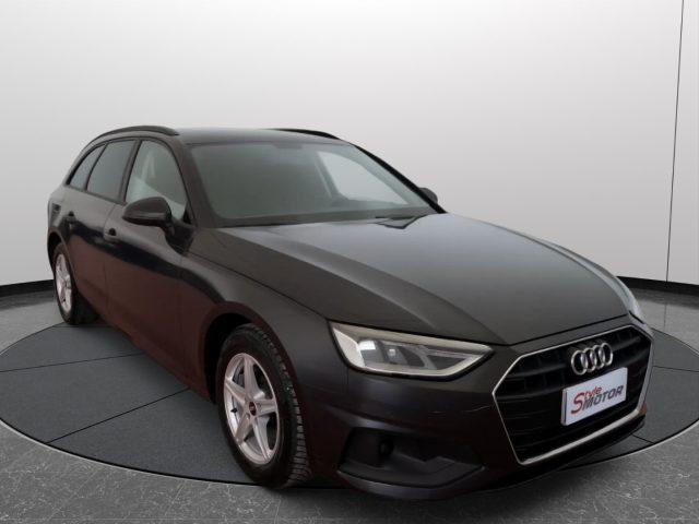 AUDI A4 Avant 30 TDI/136 CV S tronic Business