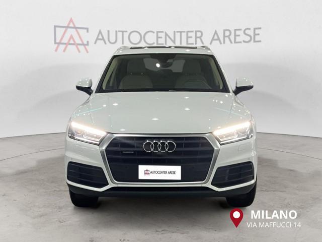 AUDI Q5 40 TDI quattro S tronic Business