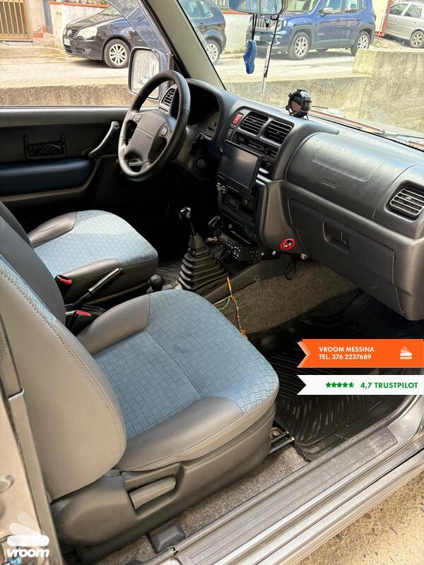 SUZUKI Jimny 3ª serie Jimny 1.3i 16V cat 4WD JLX