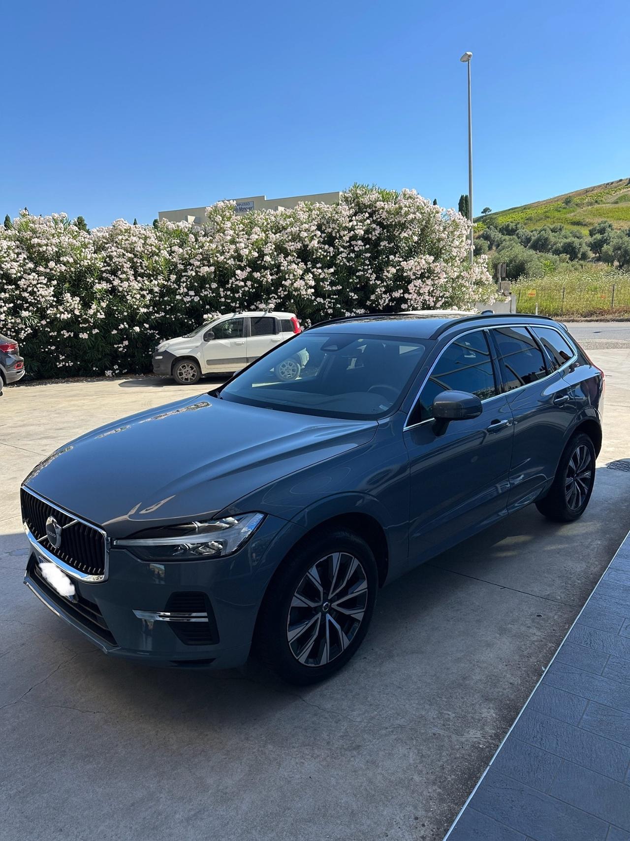 Volvo XC 60 XC60 B4 (d) AWD Geartronic Momentum