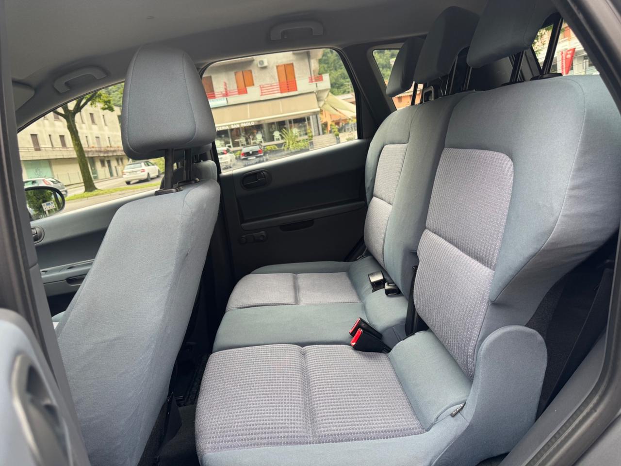 Mitsubishi Colt 1.5 DI-D HP 5p. Instyle