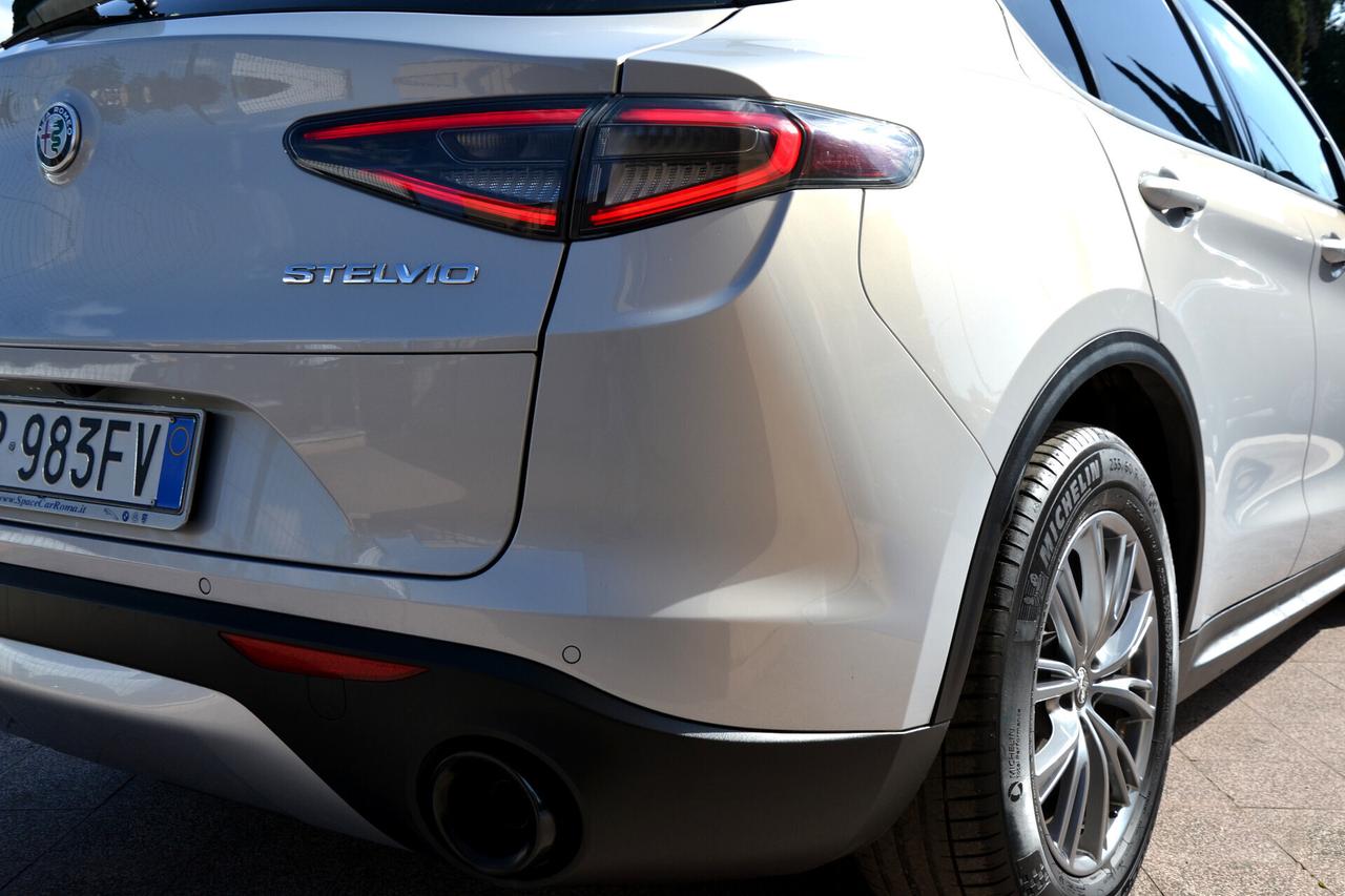 Alfa Romeo Stelvio 2.2 210CV AT8 SUPER MY23 *PREZZO REALE**UNIPRO'*