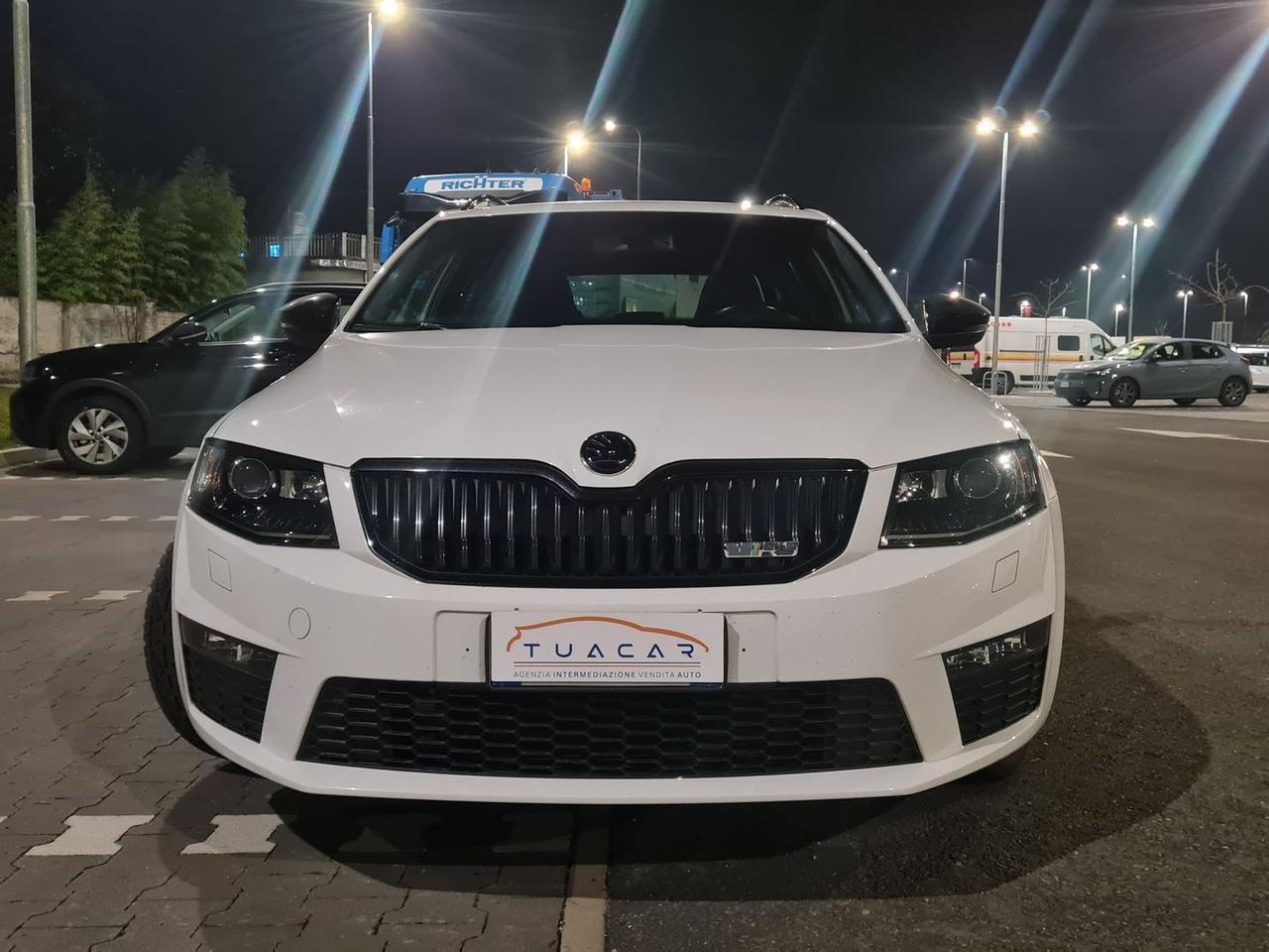 Skoda Octavia 2.0 TDI RS Executive #8258
