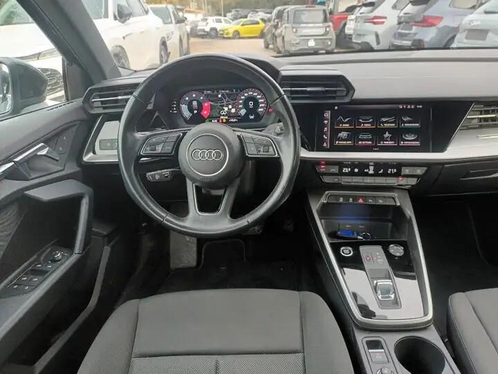 Audi A3 SPB 30 TDI S-Tronic Business Advanced 116cv