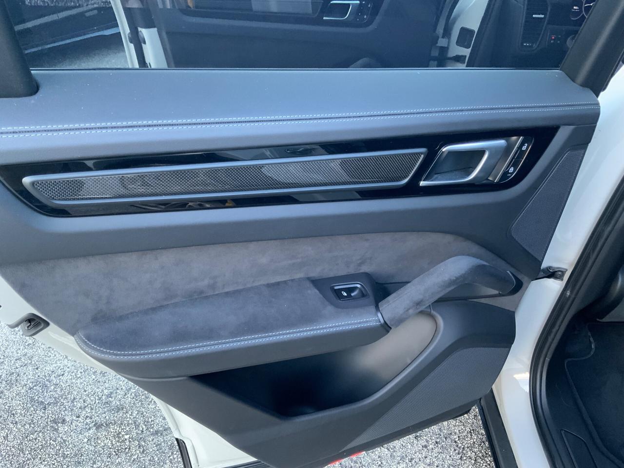 Porsche Cayenne Coupé 4.0 Turbo GT COLORE GESSO IVA ESPOSTA