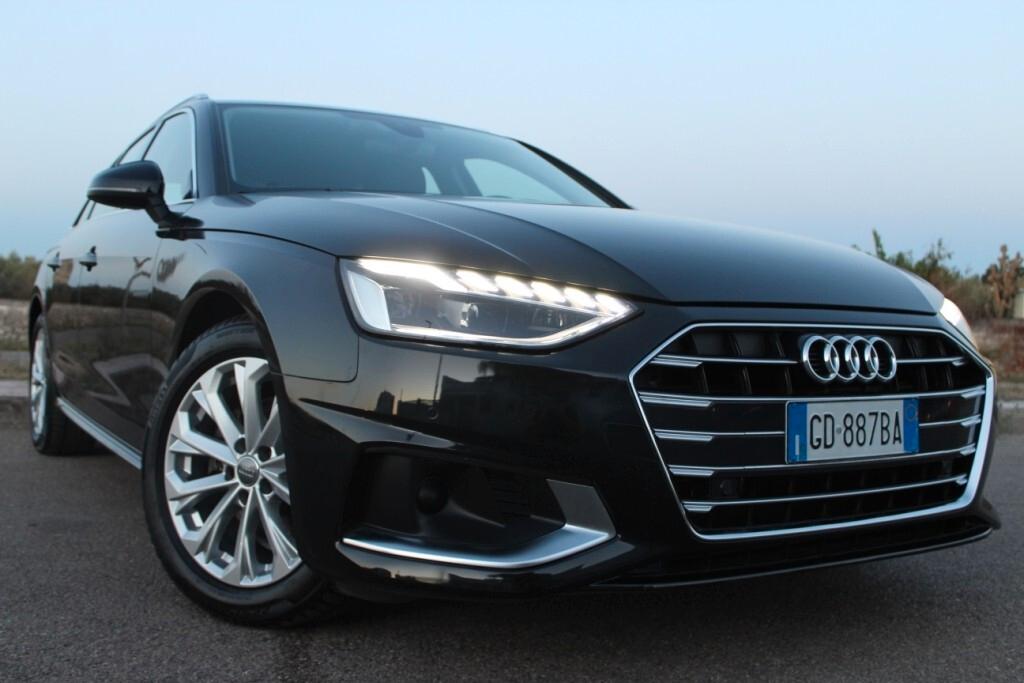 AUDI A4 SW 2.0 tdi 163CV s-tronic *MATRIX *CARPLAY
