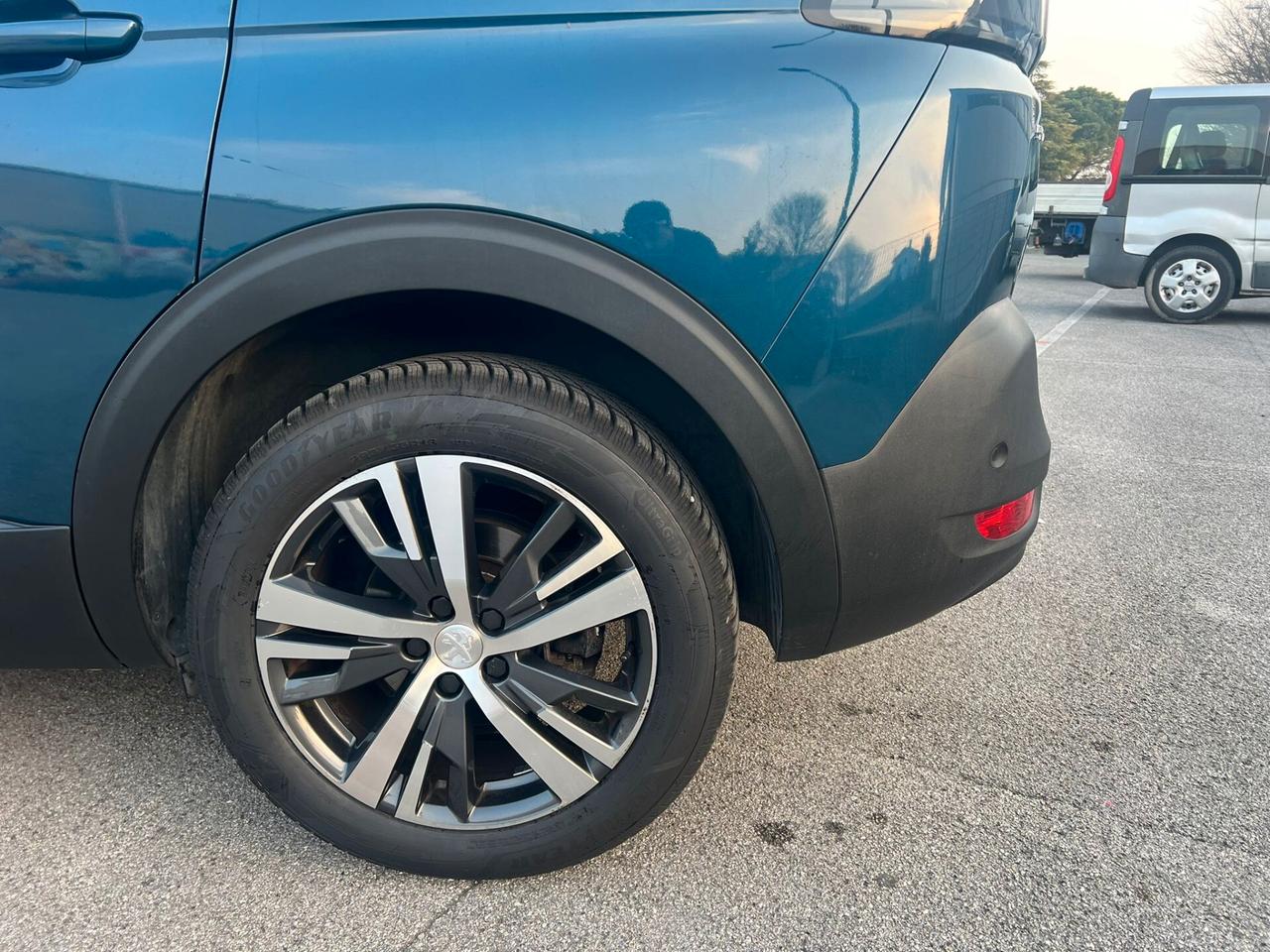 Peugeot 5008 BlueHDi 130 S&S EAT8 Allure 7 posti