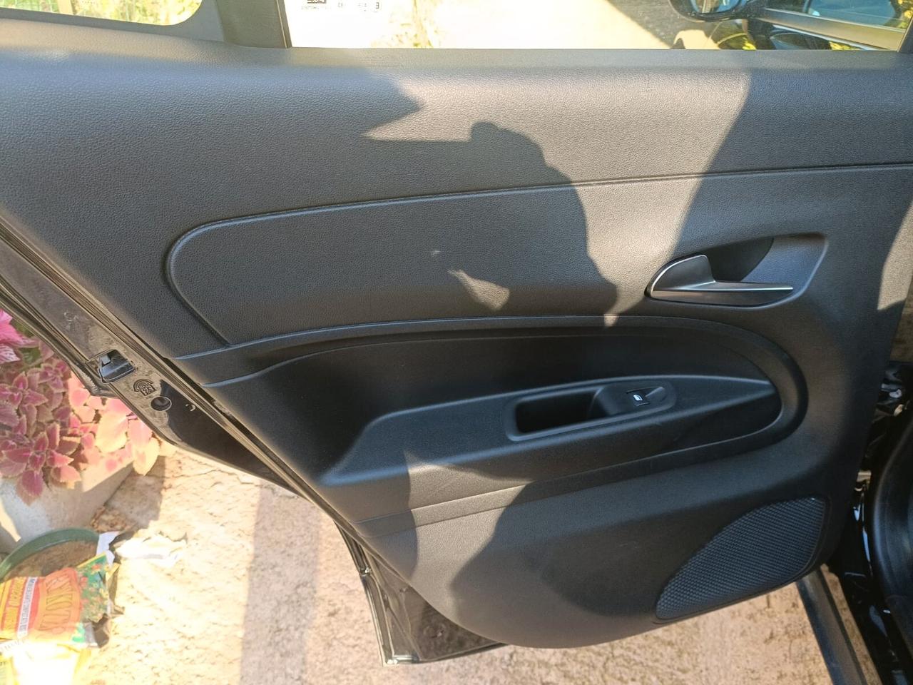 Jeep Avenger 1.2 Turbo 100 CV MHEV Altitude