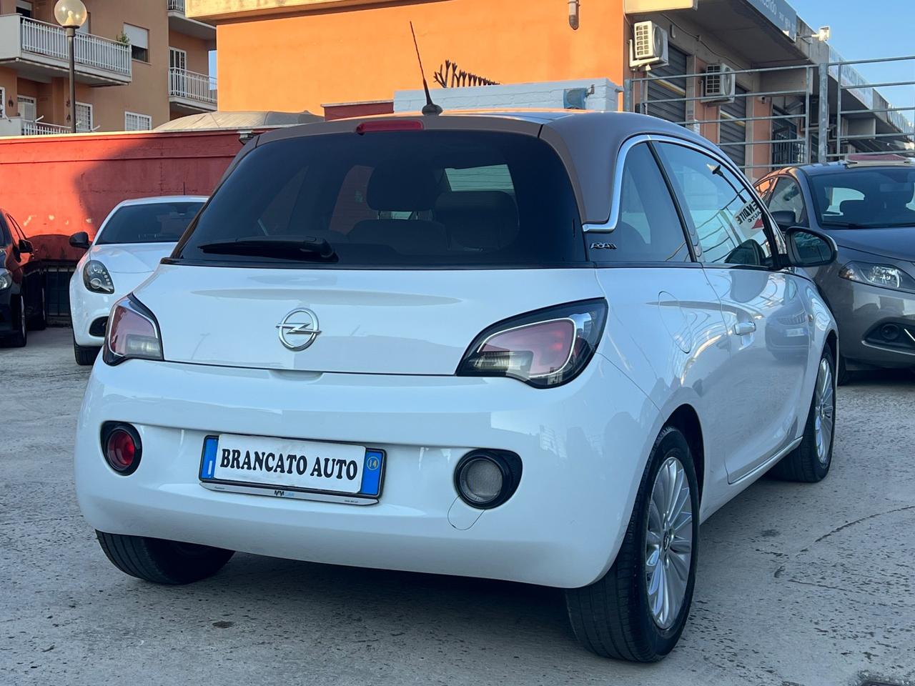 Opel Adam 1.4 87 CV Glam GPL