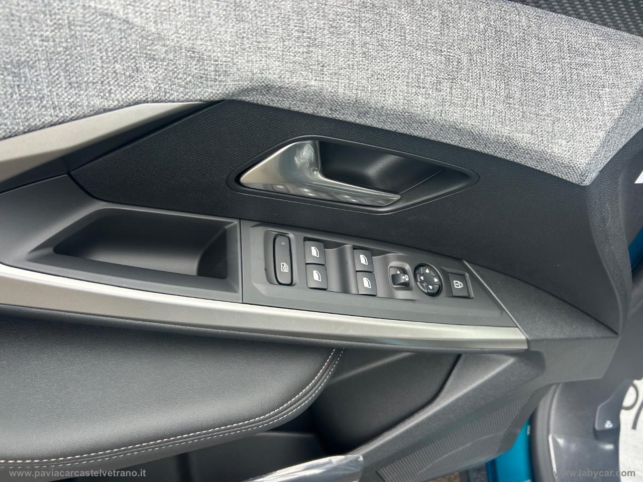 PEUGEOT 3008 Hybrid 145 e-DCS6 Allure KM/0