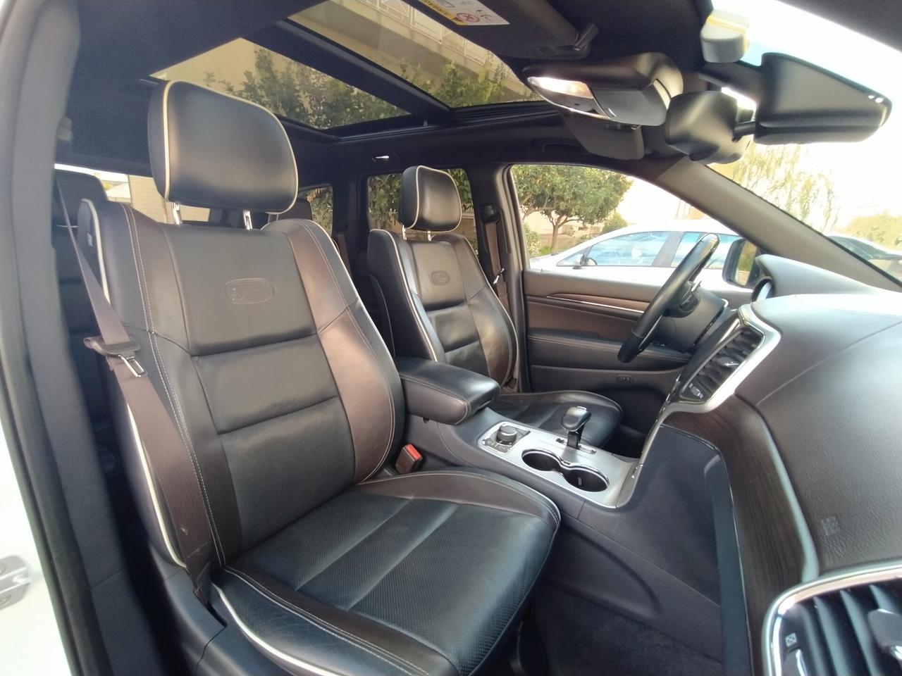 Jeep Grand Cherokee 3.0 V6 CRD 250 CV Mtj OVERLAND Tetto