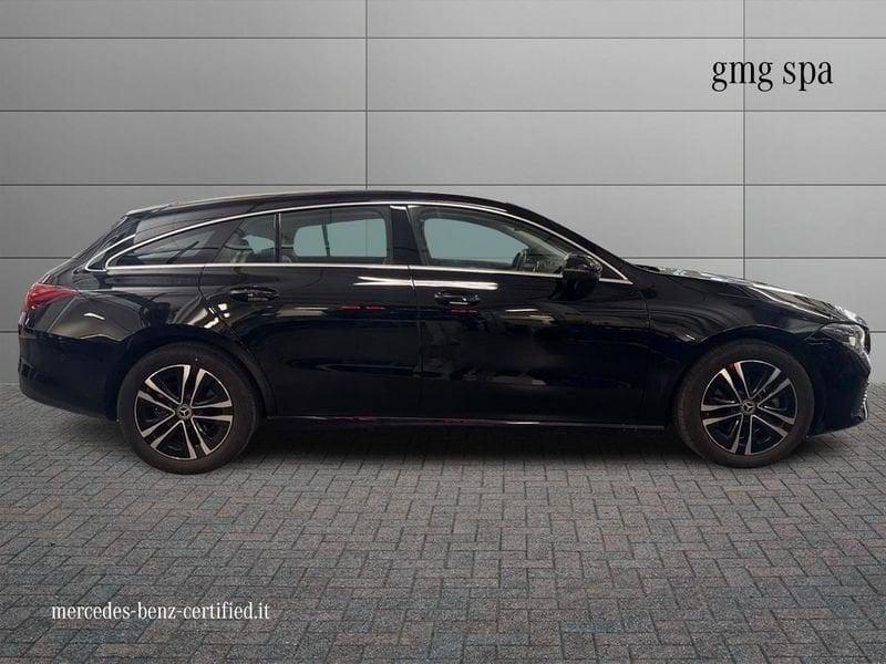 Mercedes-Benz CLA Shooting Brake 180 d Advanced auto