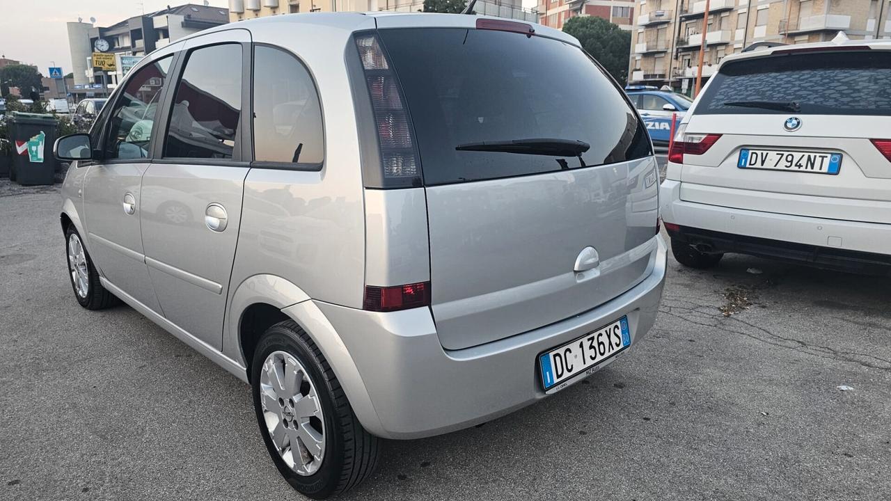 Opel Meriva 1.4 16V Club BENZINA