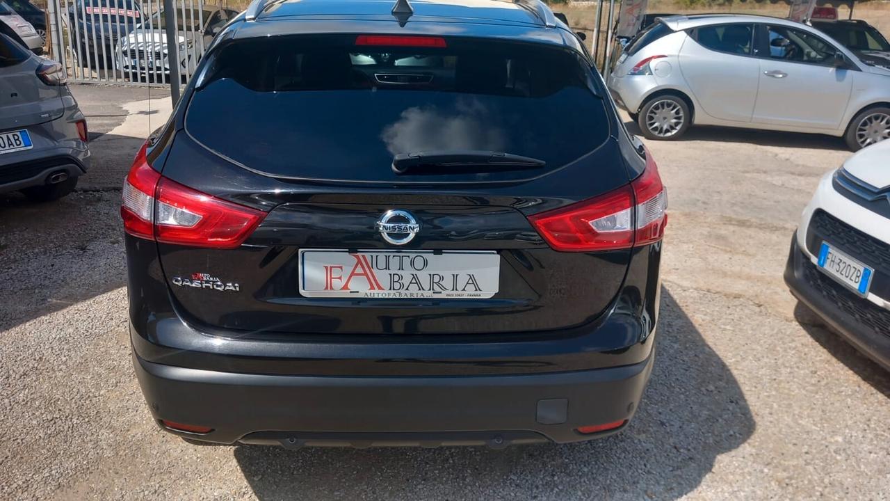 Nissan Qashqai 1.5 dCi N-Connecta