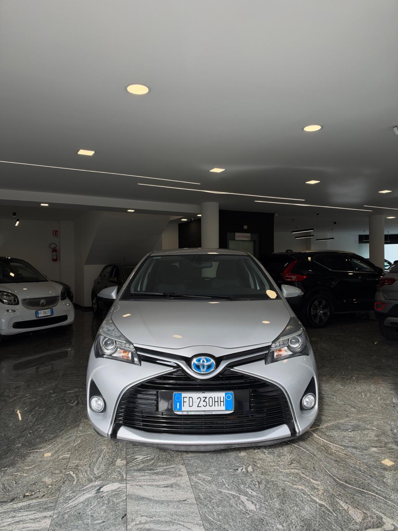 Toyota Yaris 1.5 Hybrid 5 porte Active