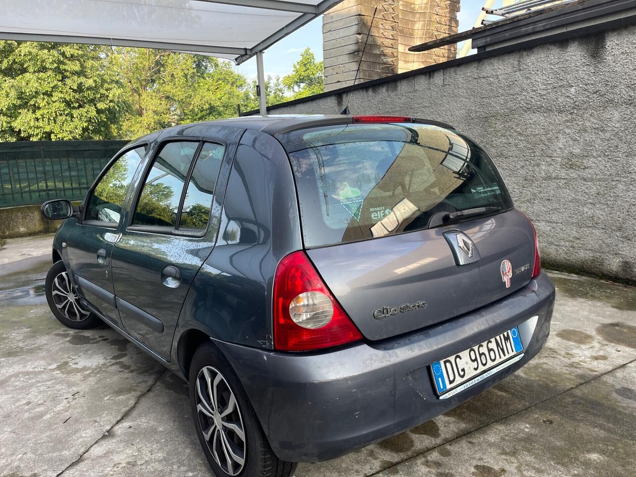 RENAULT CLIO STORIA 1.2 BENZINA EURO4 5P NEOPATENTATI