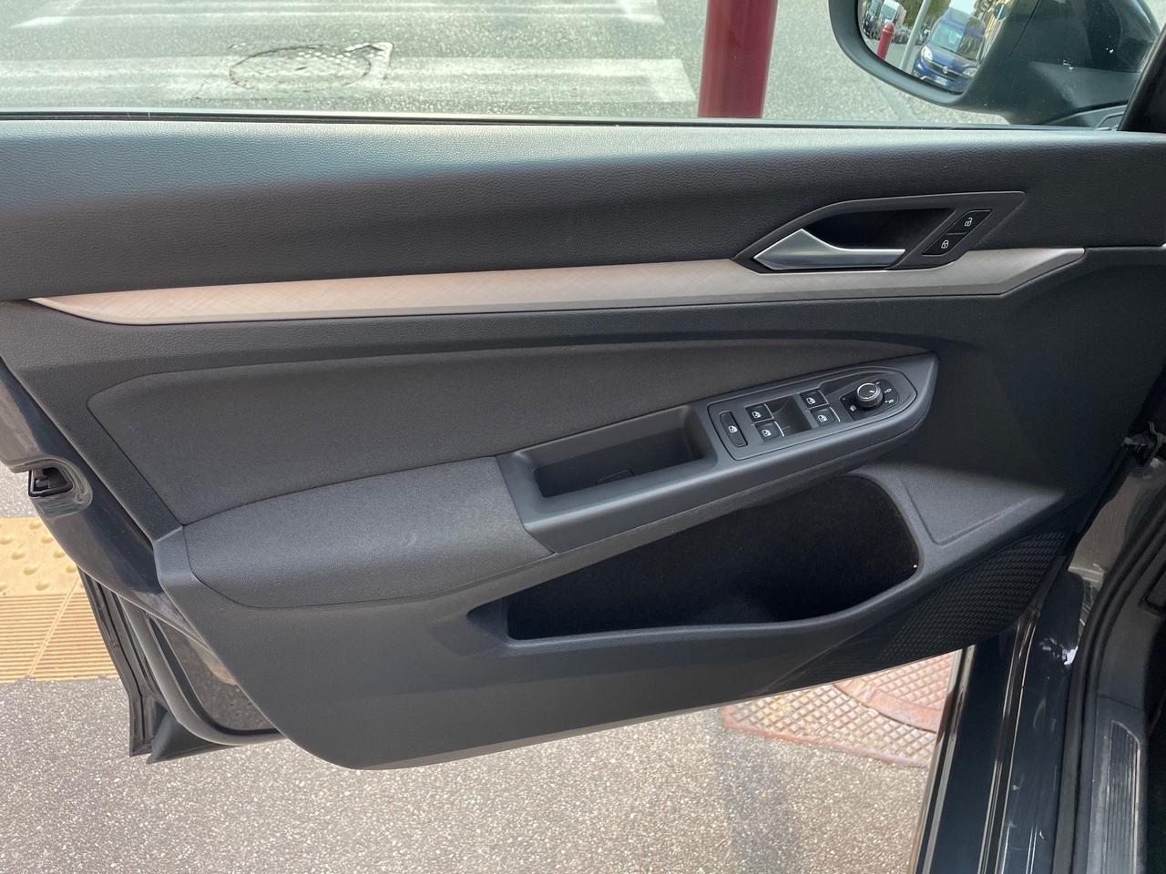 Volkswagen Golf 2.0 TDI Style/1PROP/GARANZIA