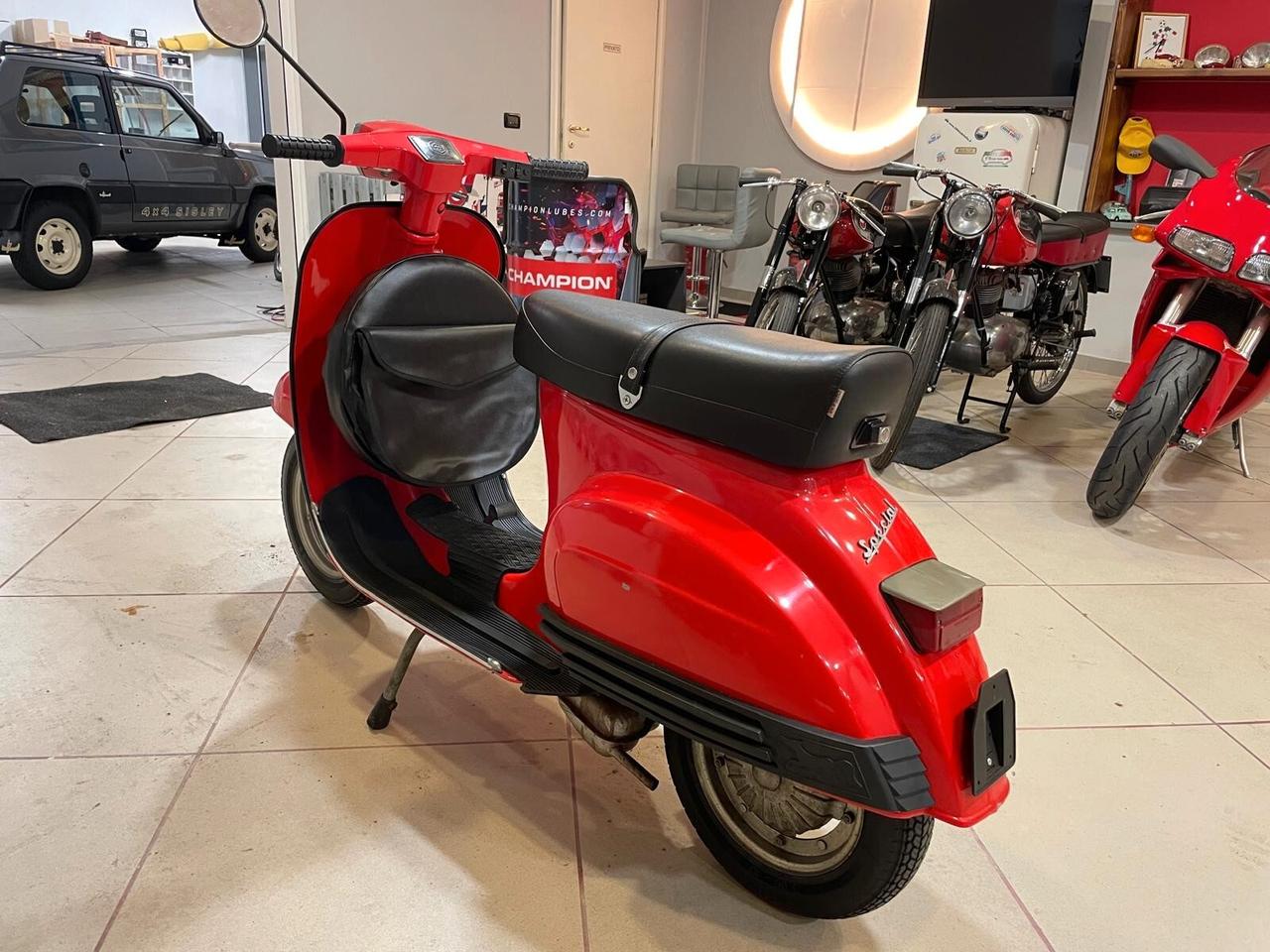 Piaggio Vespa 50 Special