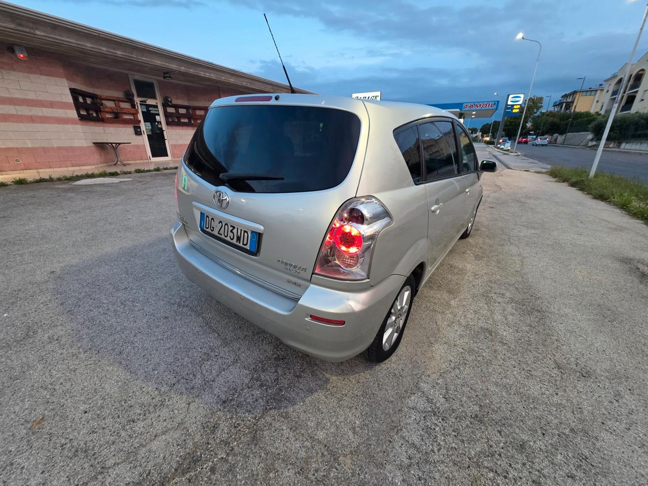 Toyota Corolla Verso 2.2 16V D-4D Sol