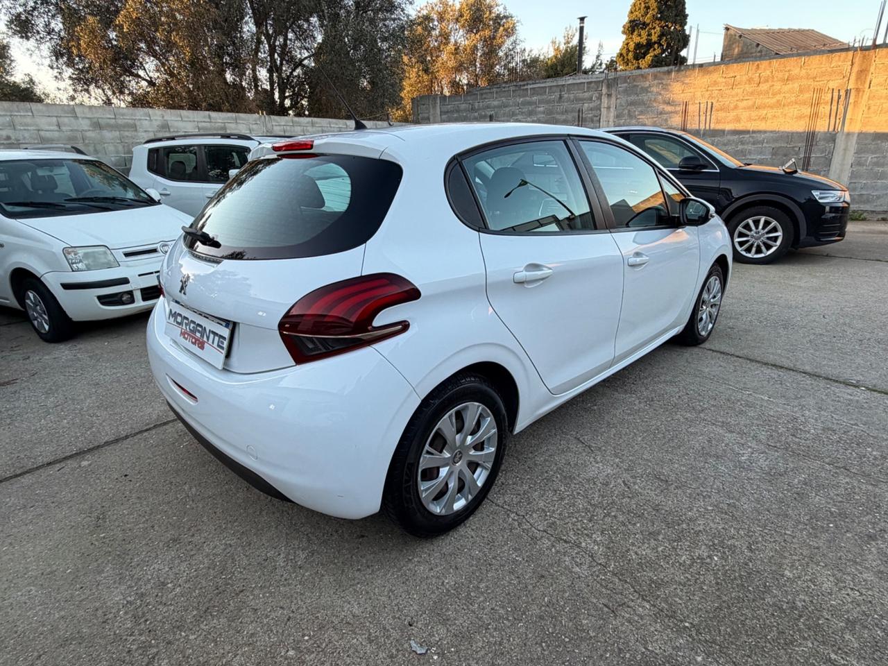 Peugeot 208 1.5BlueHDi 75cv 2017 AUTOCARRO 4 posti