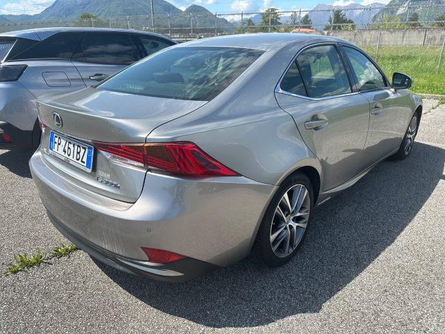 LEXUS IS 220d IS Hybrid Executive