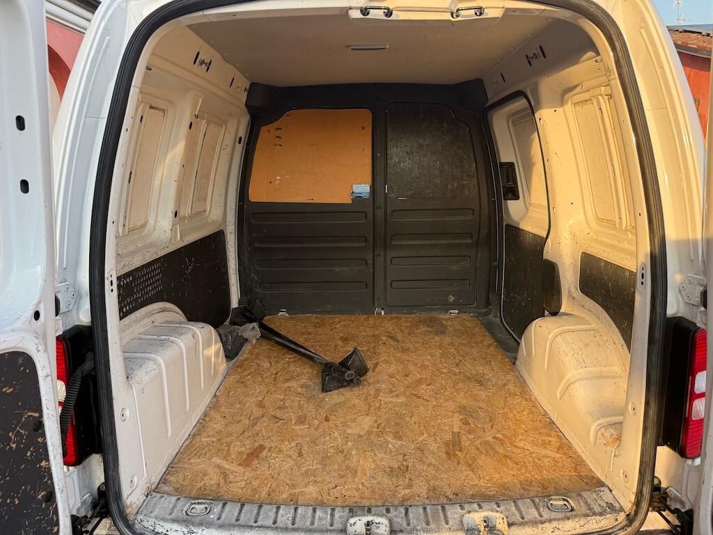 Volkswagen Caddy 1.6 TDI 102 CV
