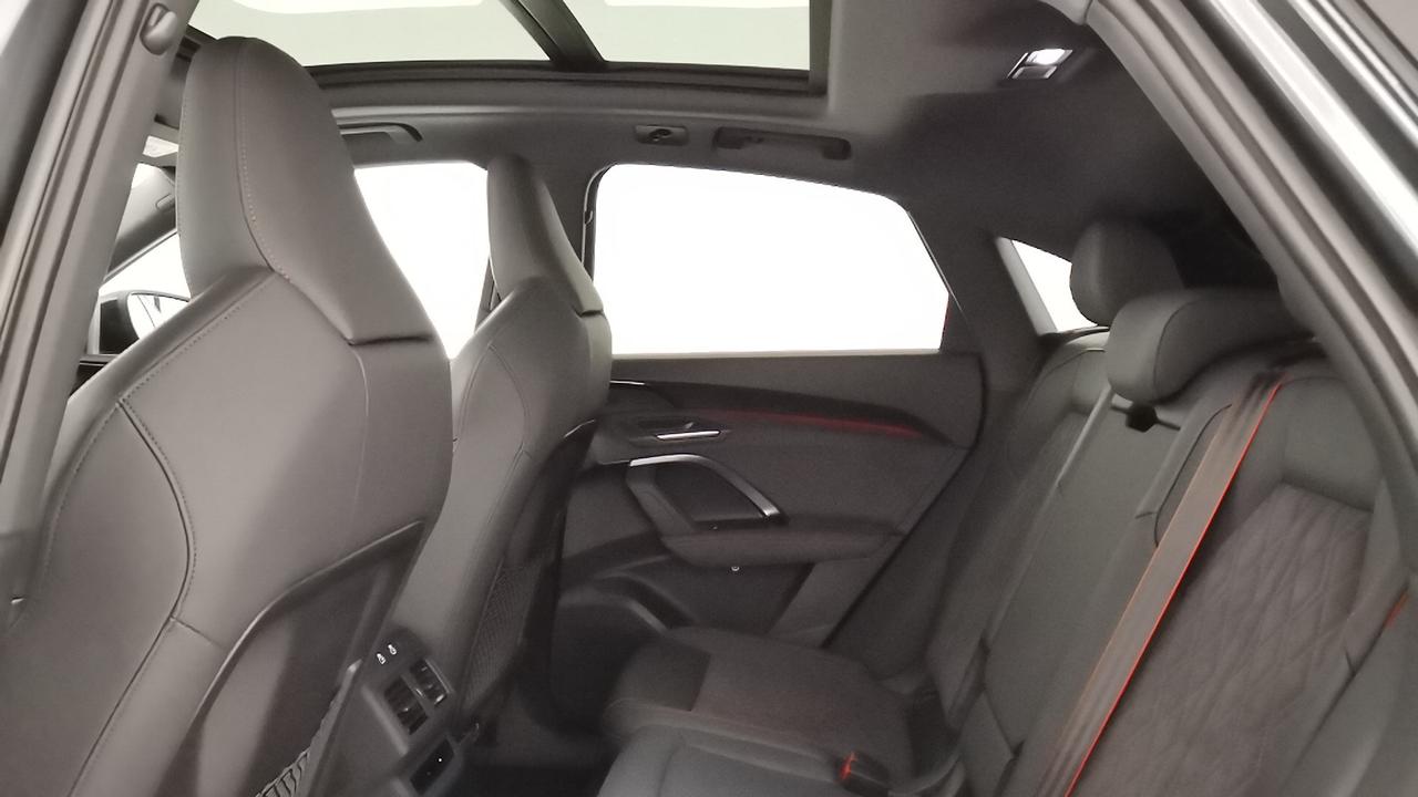 AUDI Q5 II 2025 Sportback - Q5 Sportback 2.0 tdi mhev+ S line edition quattro 204cv s-tronic