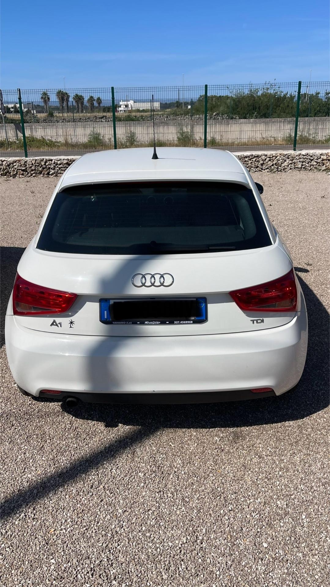 Audi A1 1.6 TDI 90cv Sportback 14’
