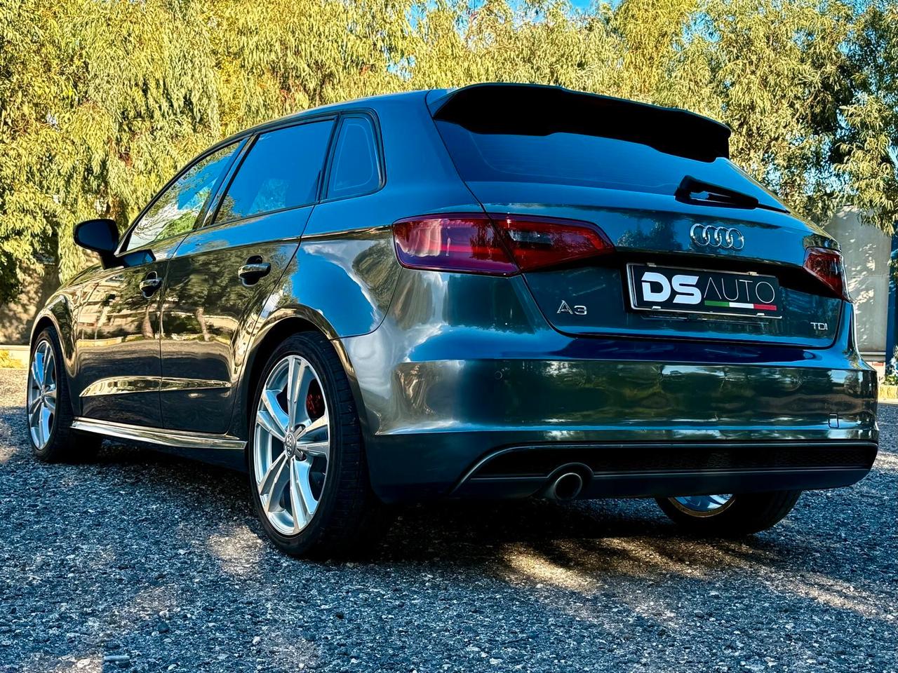 AUDI A3 1.6 TDI 110 CV S TRONIC S LINE EDITION