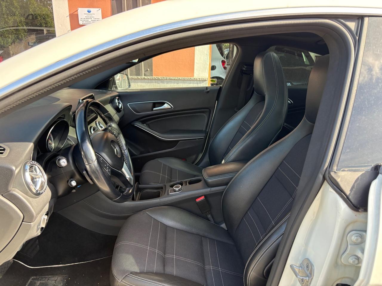 Mercedes-benz CLA 200 CDI Automatic Premium