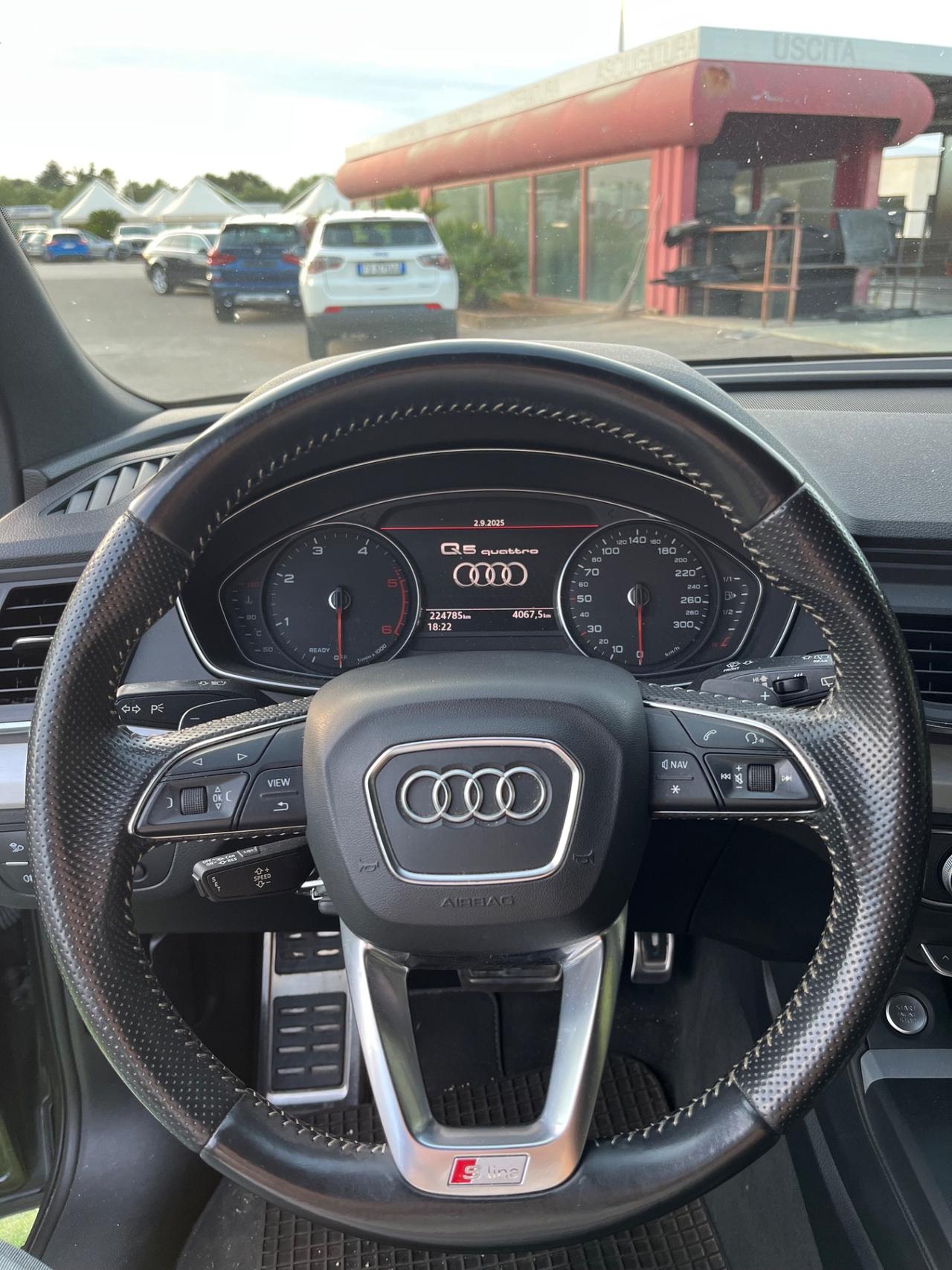 Audi Q5 2.0 TDI quattro S tronic Business Sport