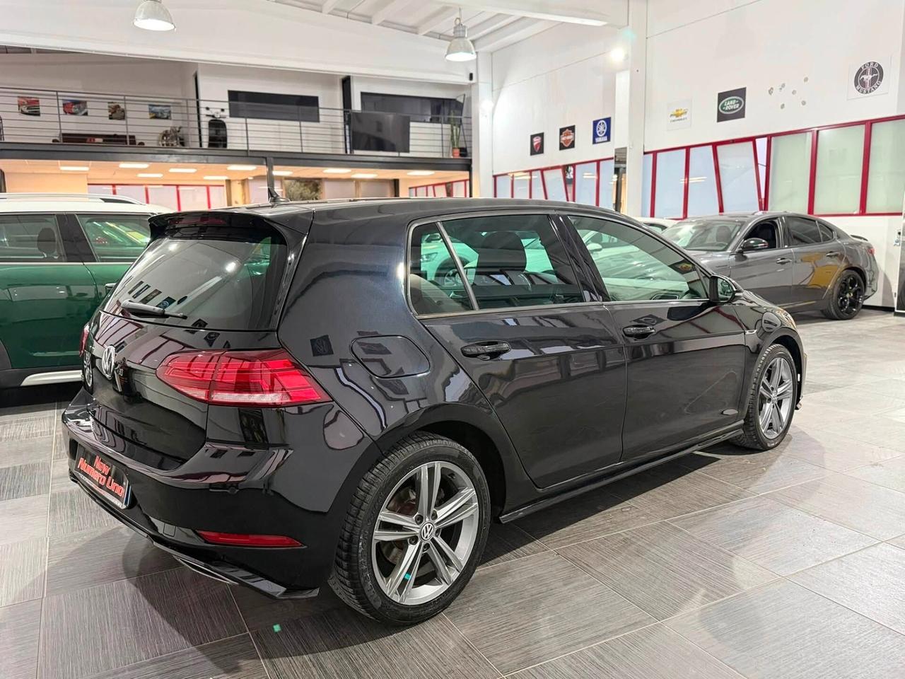 Volkswagen Golf 7.5 R-line 1.6 TDI 116cv 2019