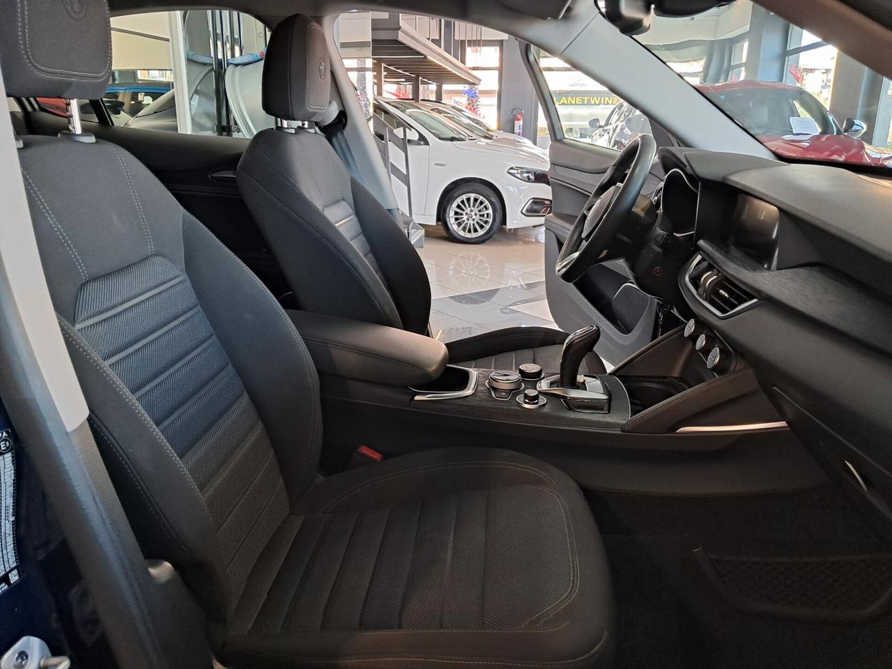 Alfa Romeo Stelvio 2.2 Td 160 cv AT8 RWD Business