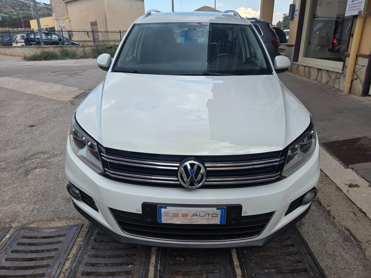 VW TIGUAN 2.0 TDI ANNO 2015 NAVI PARK ASSIST KMCERTIF