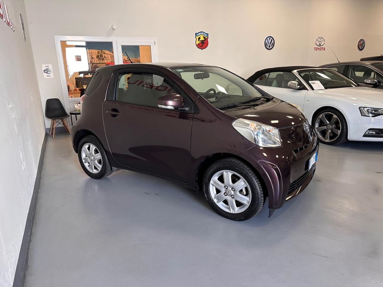 TOYOTA IQ 1.0 BENZINA CAMBIO AUTOMATICO