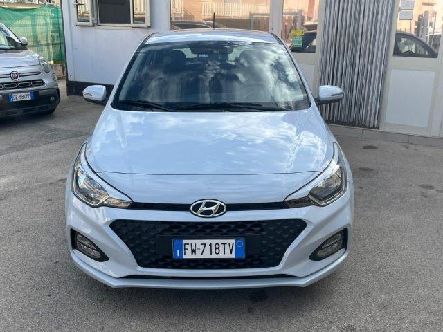 HYUNDAI i20 1.2 5 porte Connectline