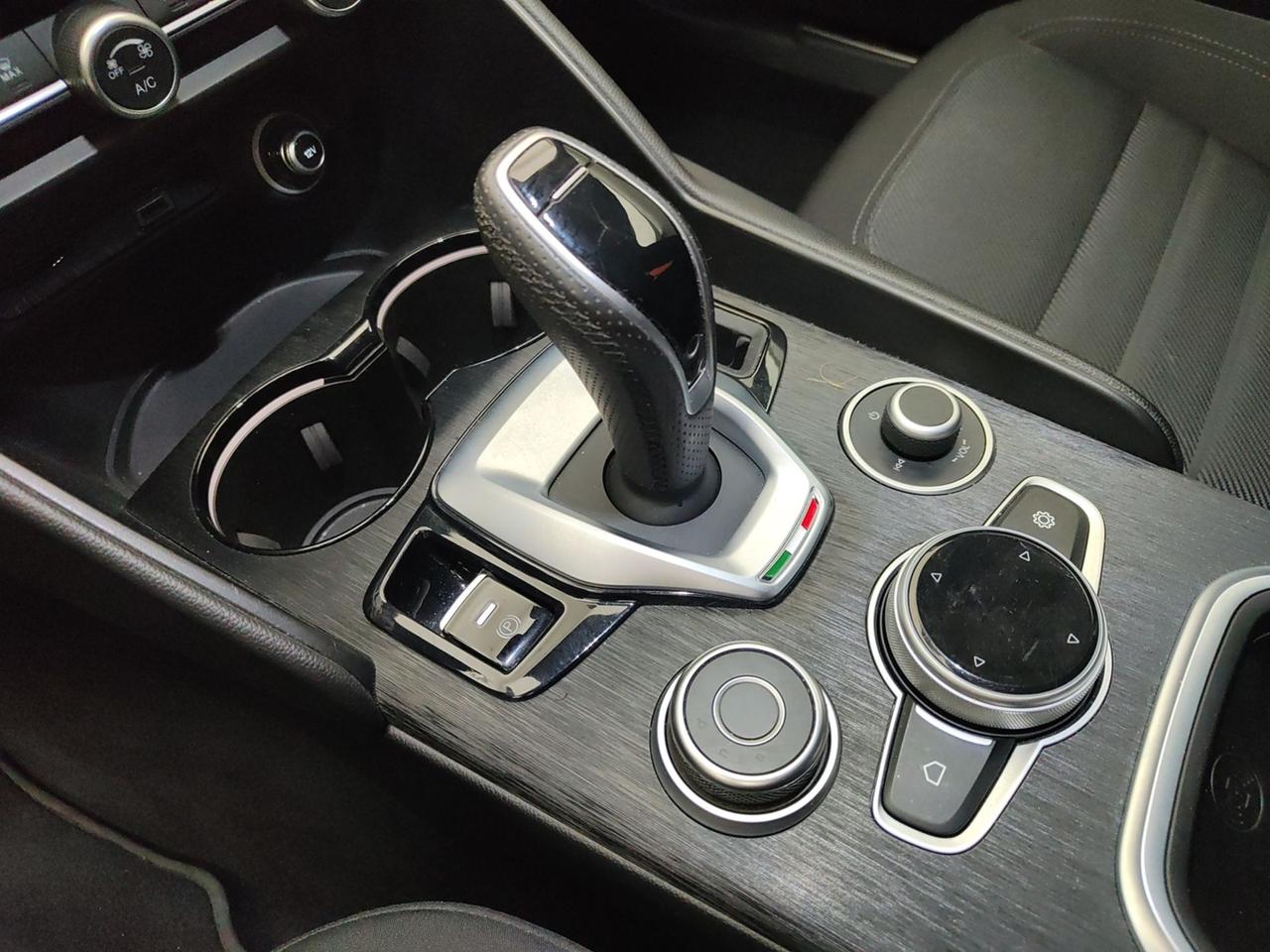 ALFA ROMEO Giulia 2022 2.2 TD 160CV SUPER BUSINESS AT8