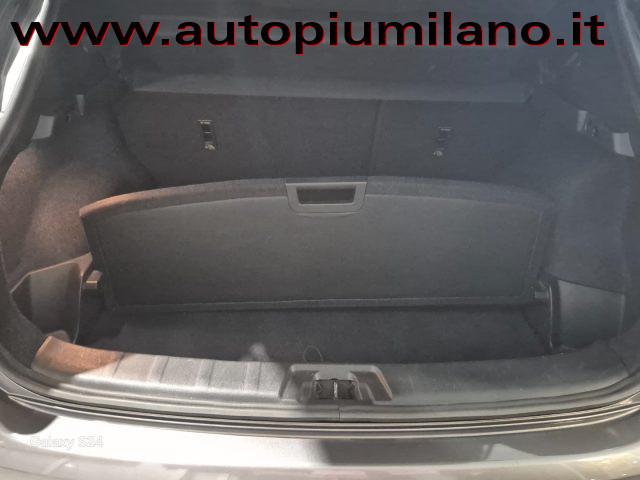 NISSAN Qashqai 1.2 DIG-T N-Connecta