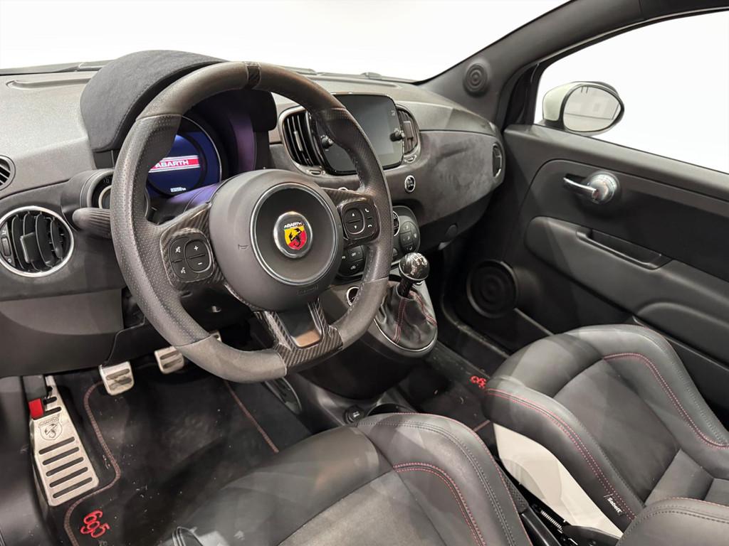 Abarth 500 - 695 1.4 t-jet 70th 180cv