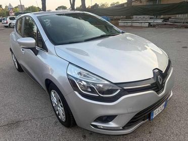 RENAULT Clio 1.2 75CV 5p senza nessun lavoro da fare