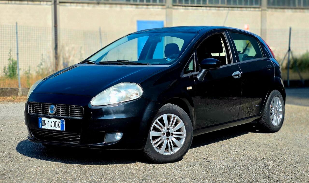 Fiat Grande Punto 1.2 NEOPATENTATI GANCIO TRAINO