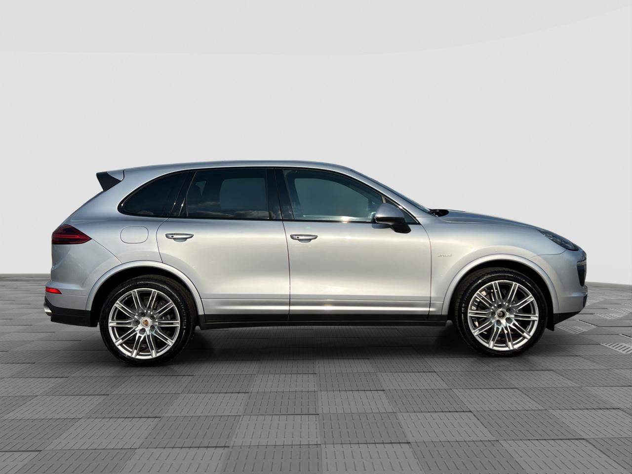 PORSCHE Cayenne 3ª serie Cayenne 3.0 Diesel Platinum Edition