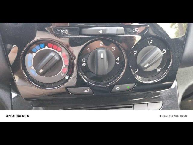 LANCIA Ypsilon 3ª serie - 1.0 FireFly 5 porte S&S Hybrid Plati