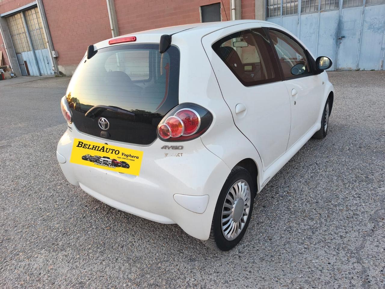 Toyota Aygo 2012----1.0 Benzina Neopatentati