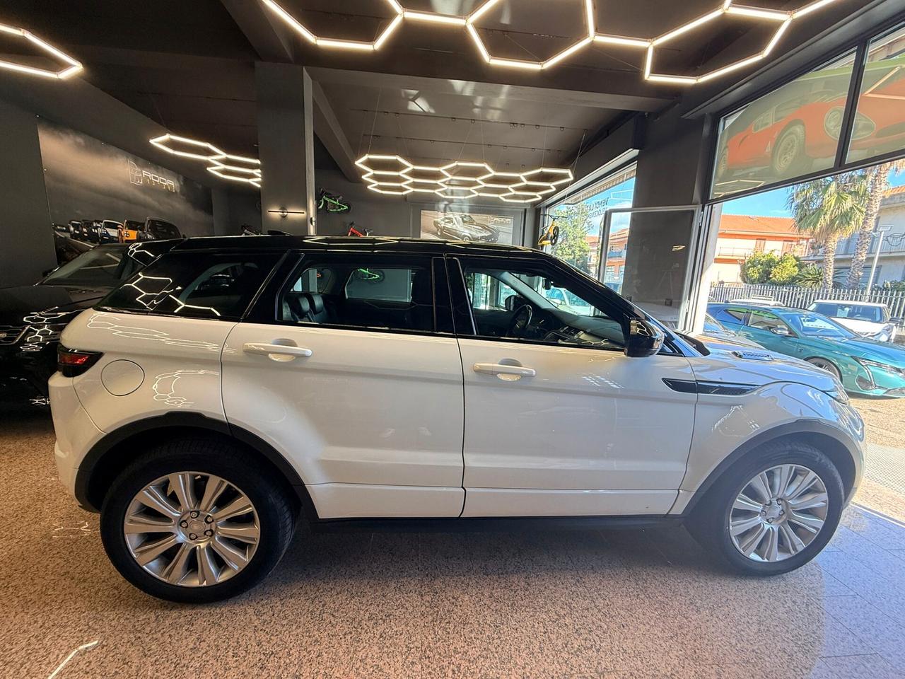 Land Rover Range Evoque 2.0 TD4 150 CV 5p. SE Dynamic