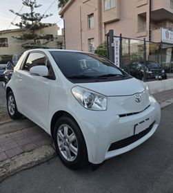 Toyota iQ 1.0