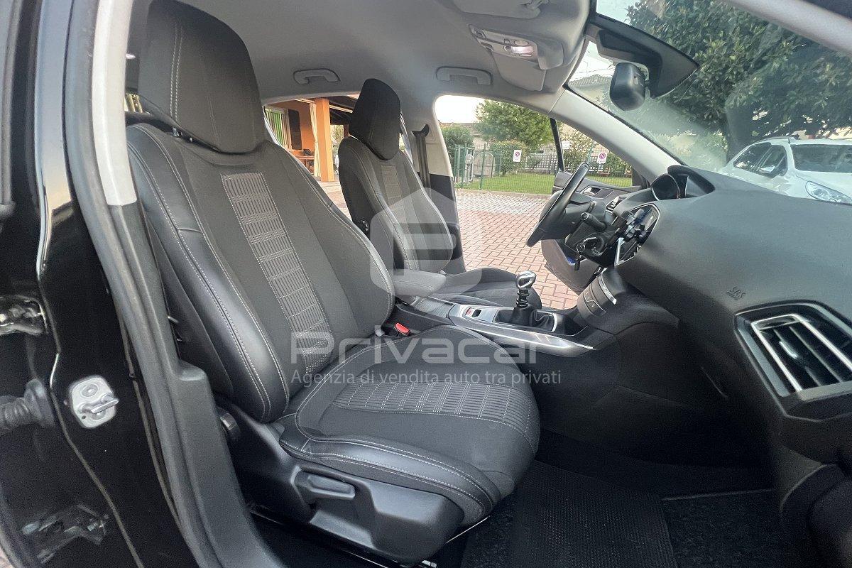PEUGEOT 308 PureTech Turbo 130 S&S Allure
