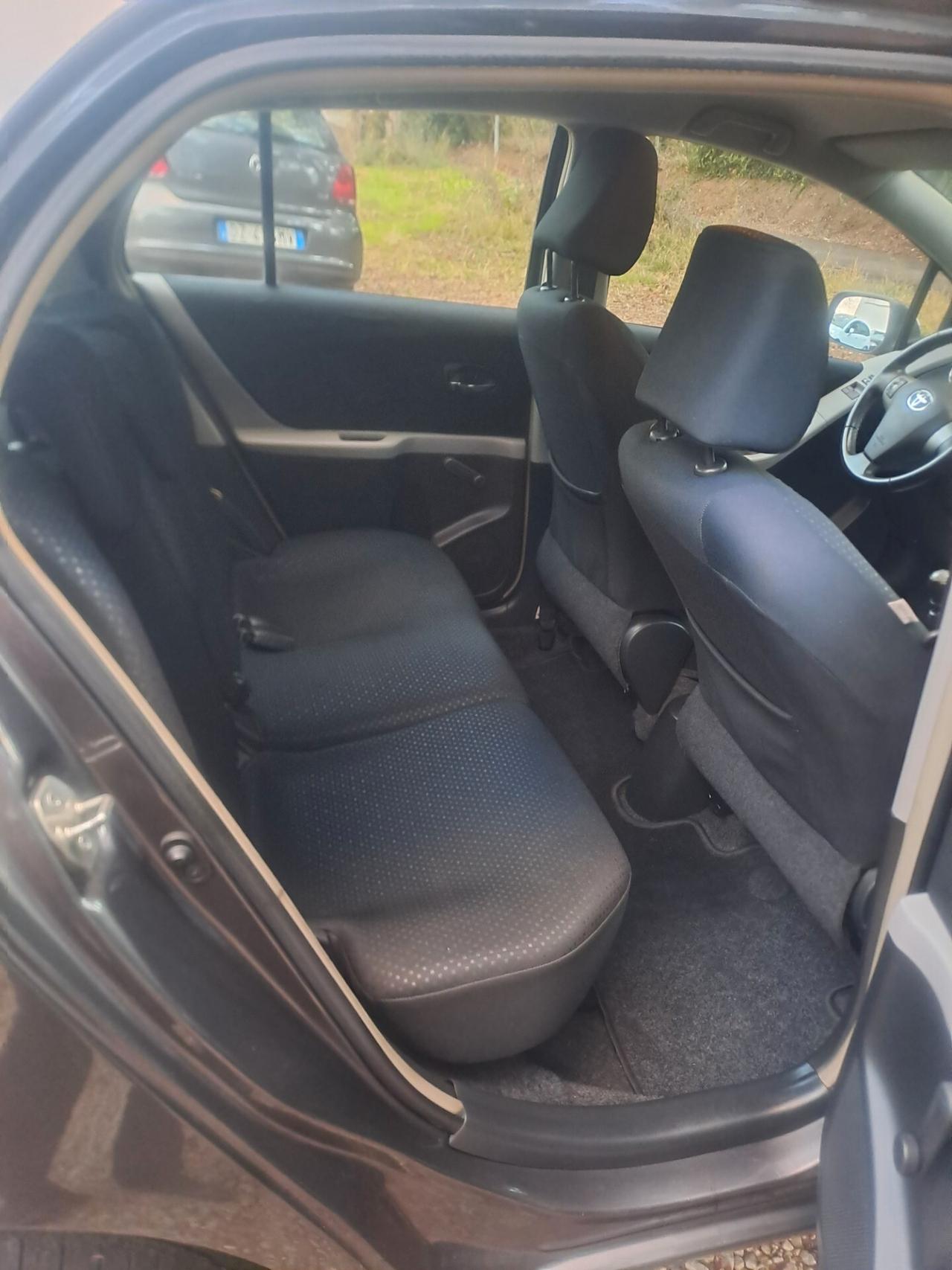 Toyota Yaris 1.3 5 porte Sol